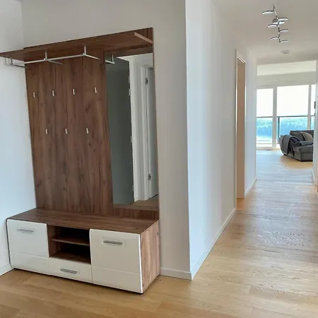 Luxury In Skyscraper With Parking Bratislava